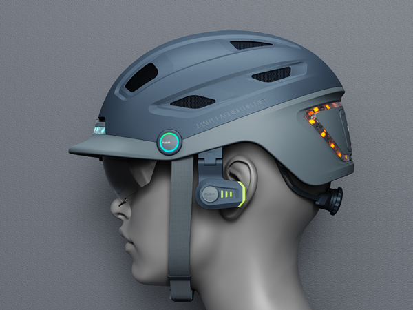 Riding helmet