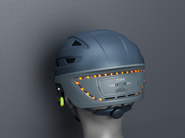 Riding helmet